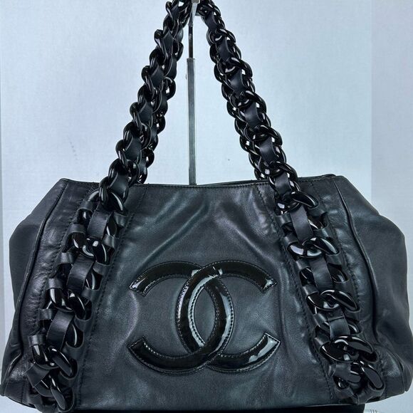 CHANEL CC Calfskin Tote Bag